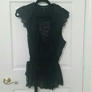 BCBGMAXAZRIA sleeveless Lace Blouse L